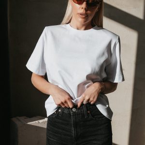 ESSENTIAL TEE - WHITE