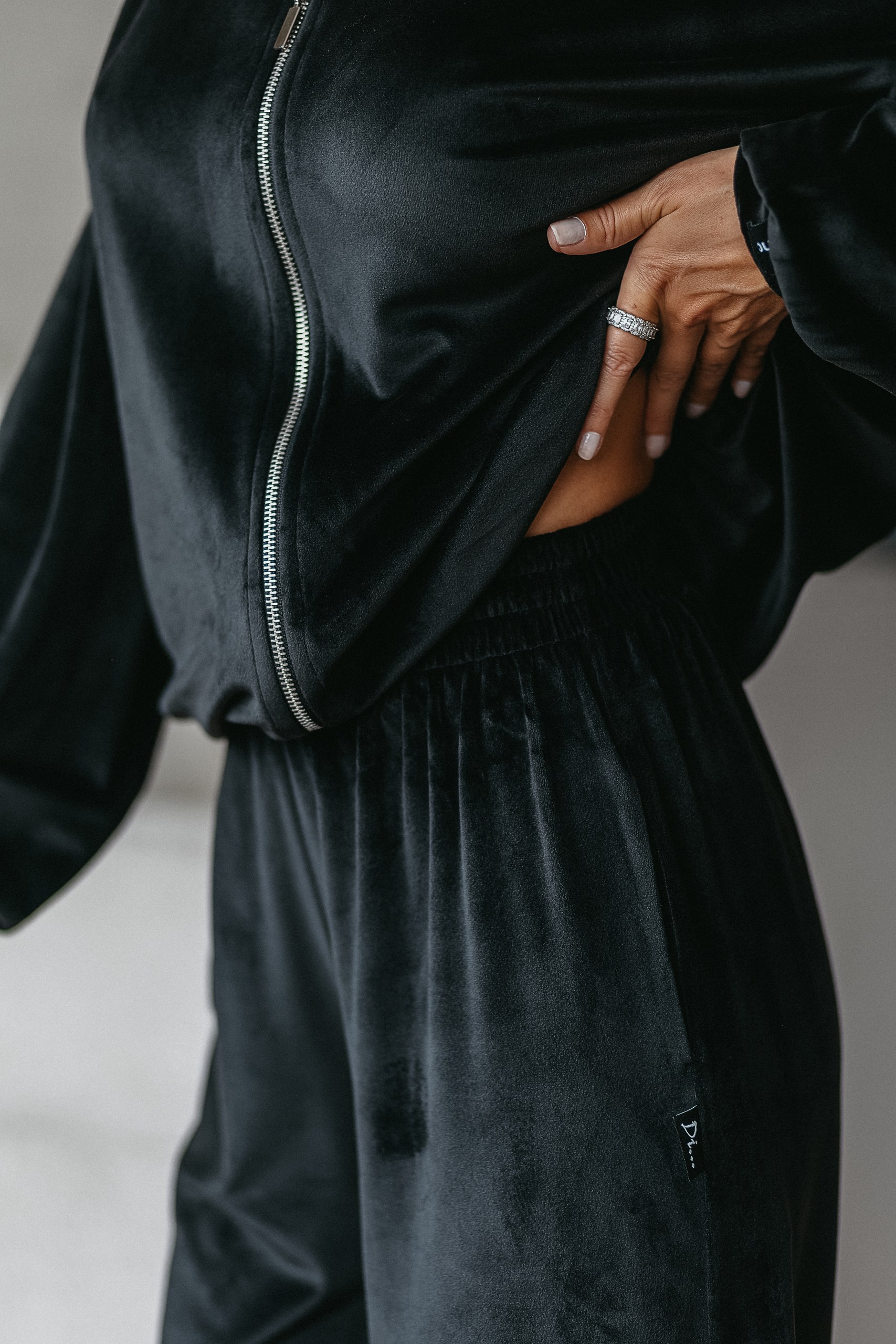 OBSIDIAN - hoodie set - Image 8